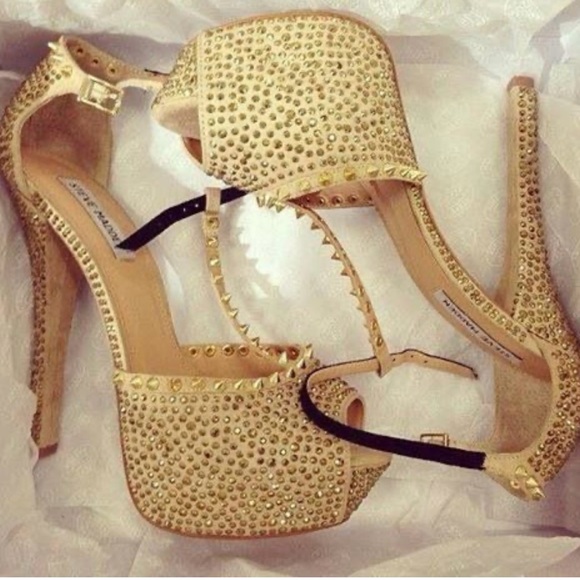 Steve Madden Stiletto Heels Size 6 - Picture 2 of 3